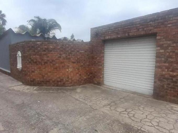 2 Bedroom House to Rent in Knoppieslaagte - Property to rent - MR704163