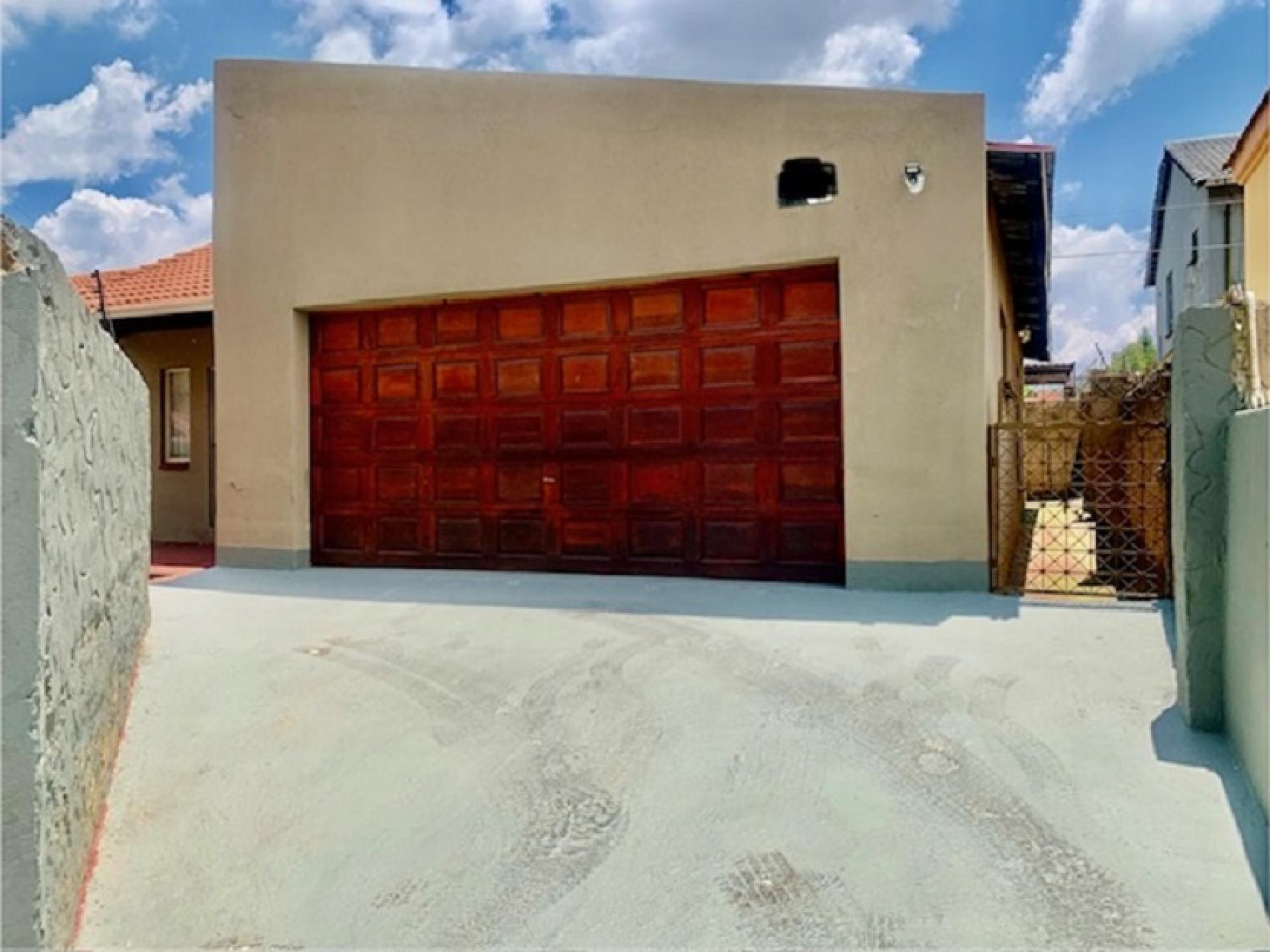  of property in Ormonde