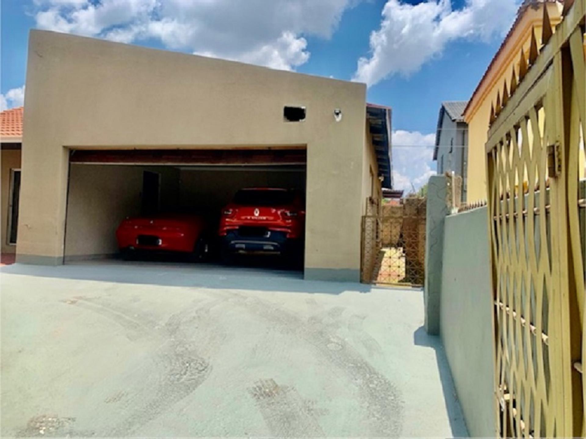  of property in Ormonde