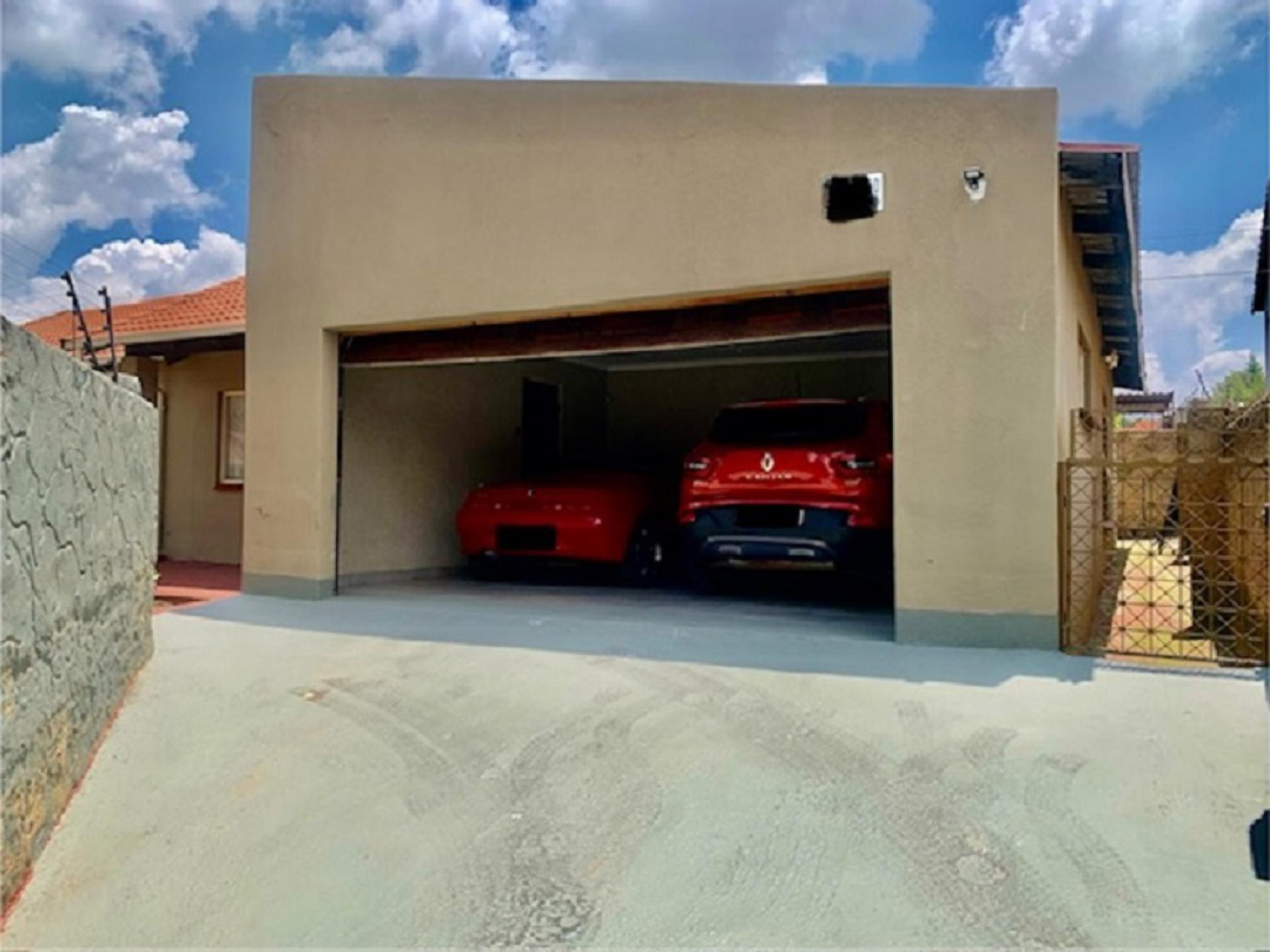  of property in Ormonde