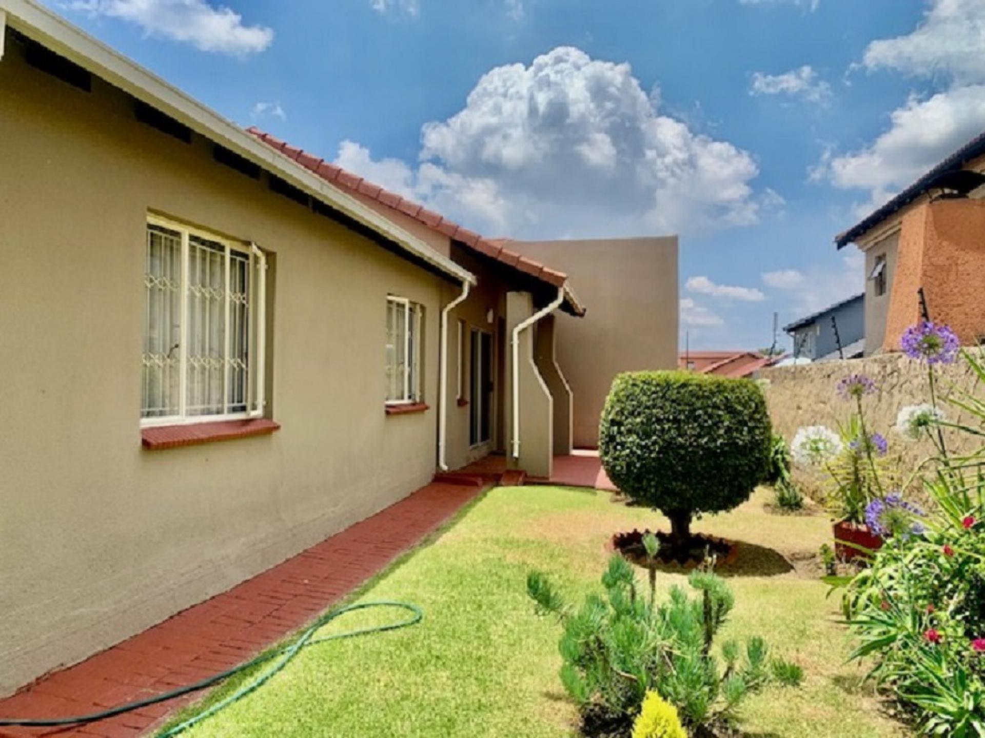  of property in Ormonde