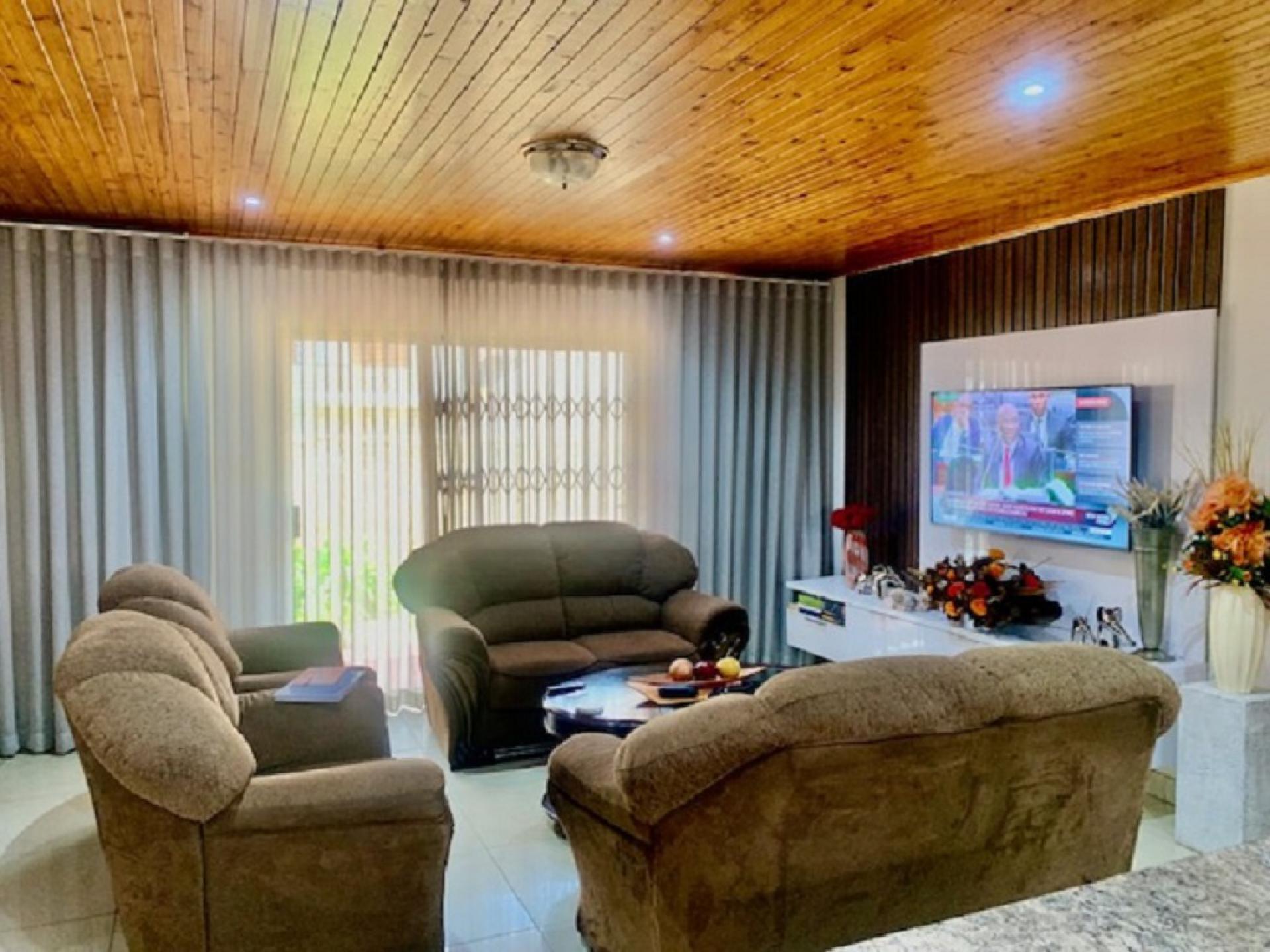  of property in Ormonde