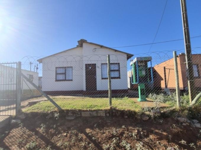 2 Bedroom House for Sale For Sale in Kwa Nobuhle  - MR704184