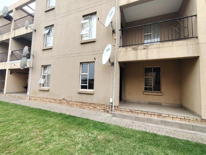 2 Bedroom Apartment for Sale For Sale in Albertsdal - MR704203