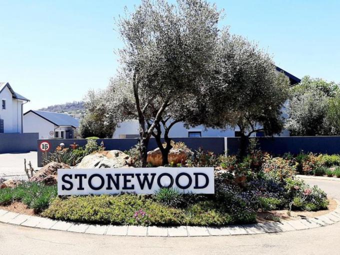 3 Bedroom Sectional Title to Rent in Meyersdal - Property to rent - MR704240