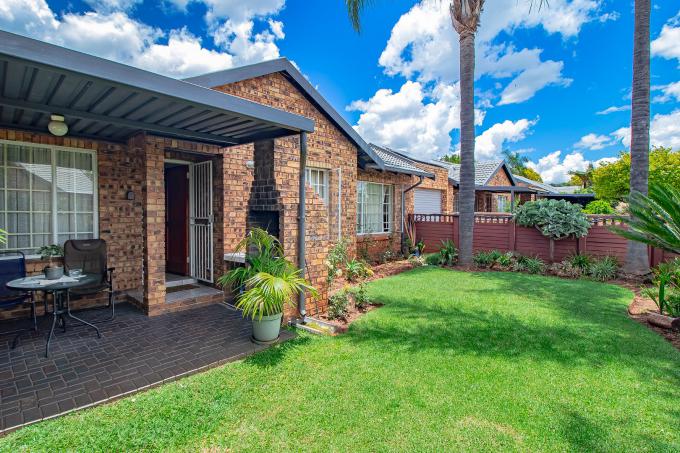 3 Bedroom Sectional Title for Sale For Sale in Doornpoort - MR704251