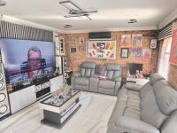  of property in Brackenhurst