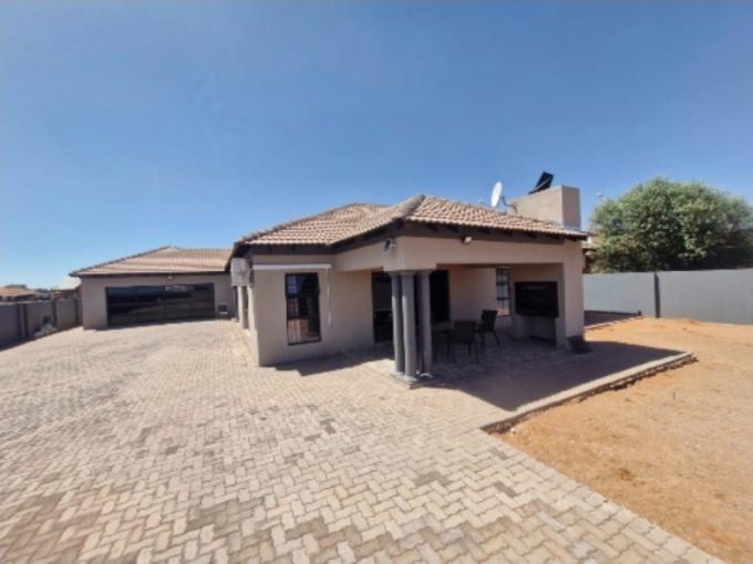 4 Bedroom House to Rent in Kathu - Property to rent - MR704289
