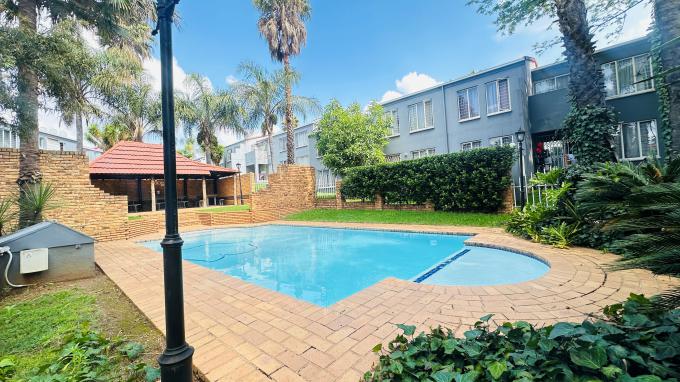 2 Bedroom Apartment for Sale For Sale in Radiokop - MR704296