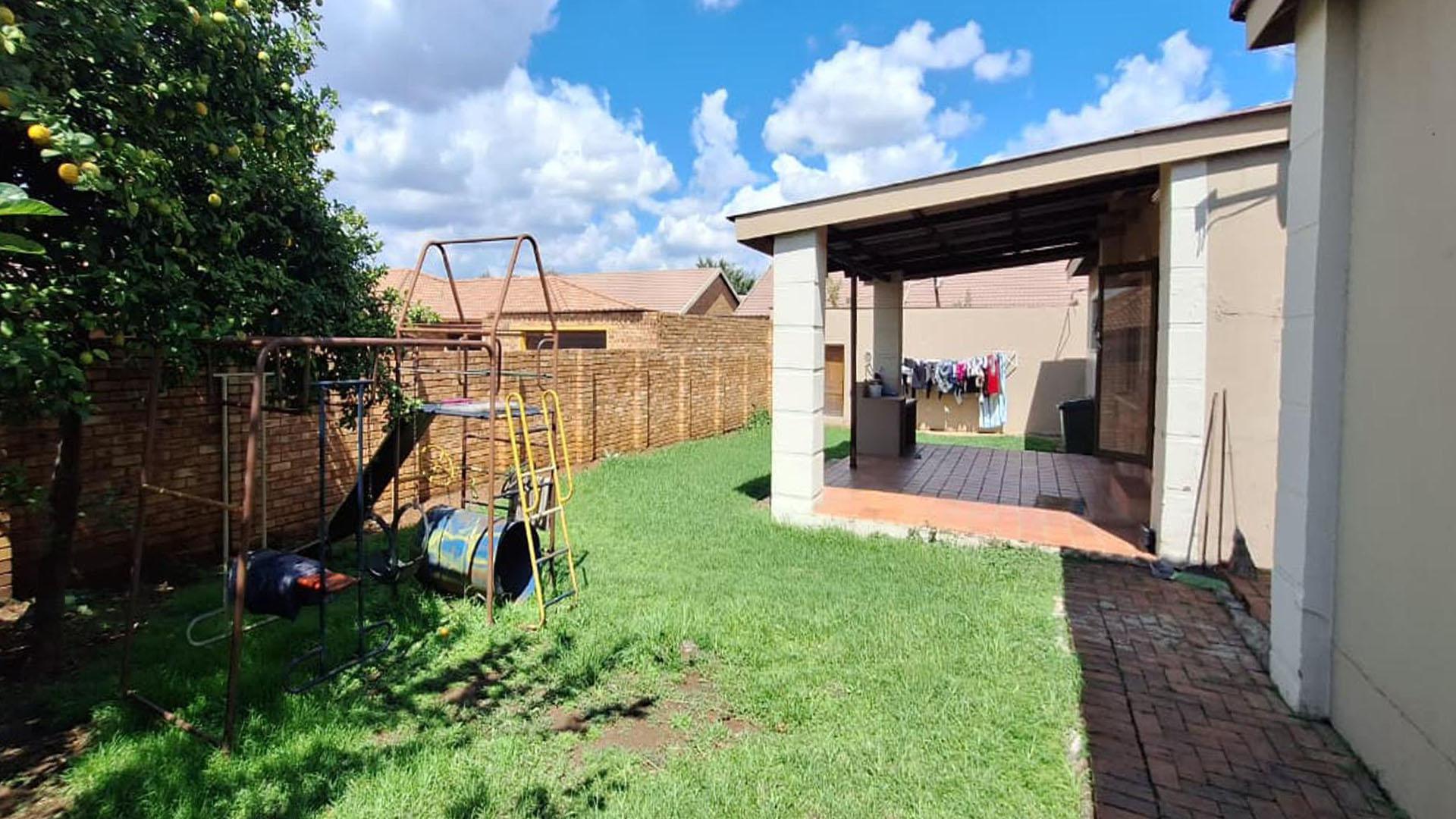 Backyard of property in New Redruth