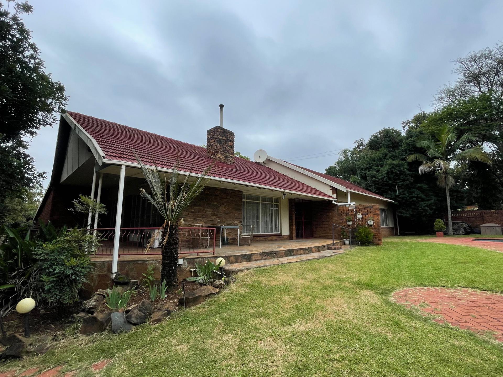  of property in Lynnwood Glen