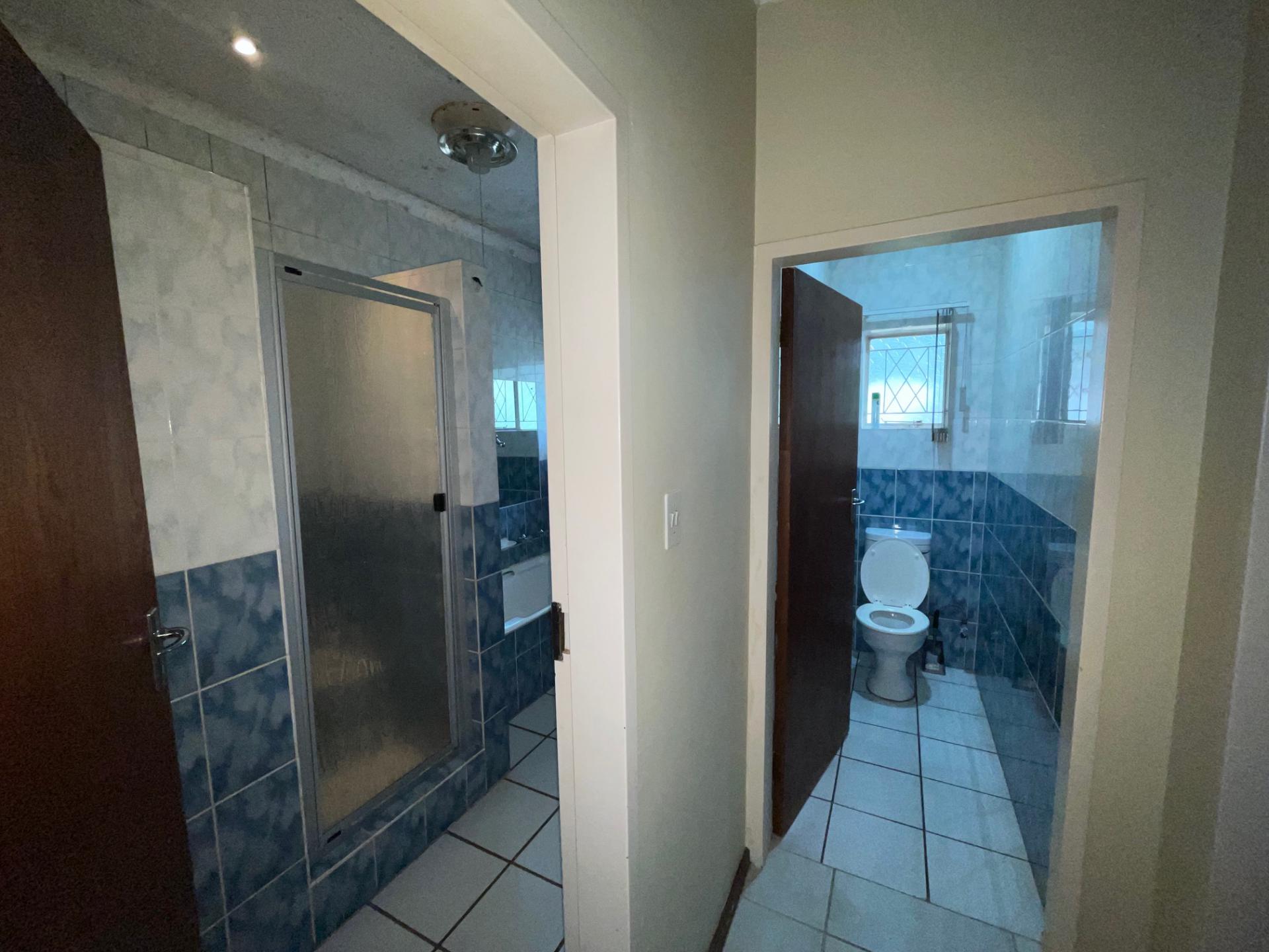  of property in Lynnwood Glen