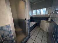  of property in Lynnwood Glen