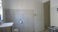 Bathroom 1 - 12 square meters of property in Fourways