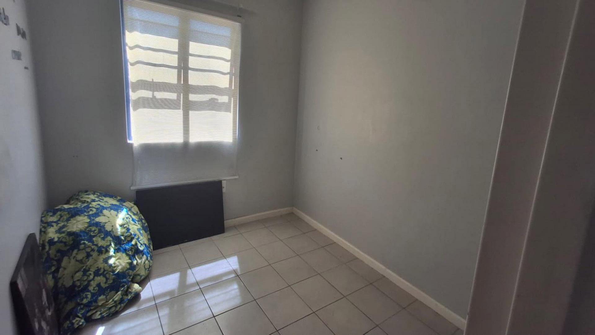 Bed Room 2 of property in Lindida