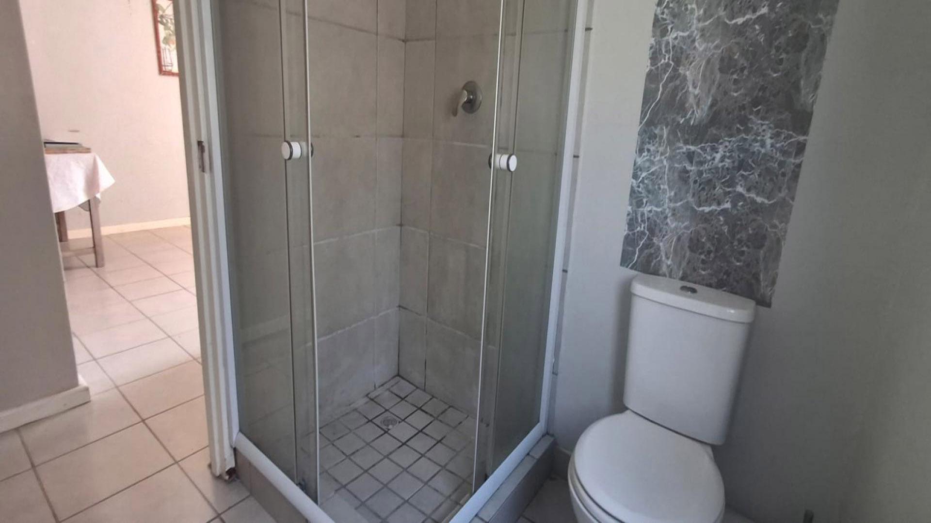 Bathroom 1 of property in Lindida