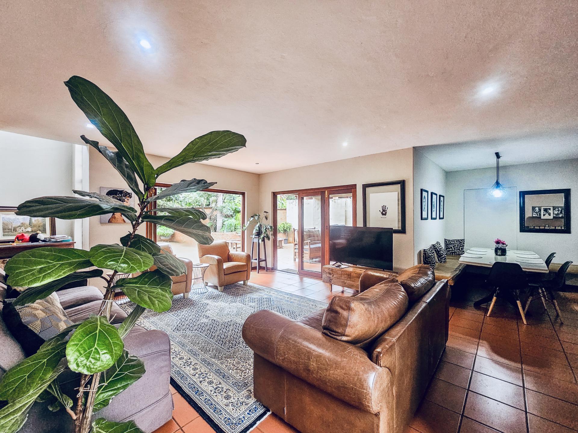  of property in Zwavelpoort