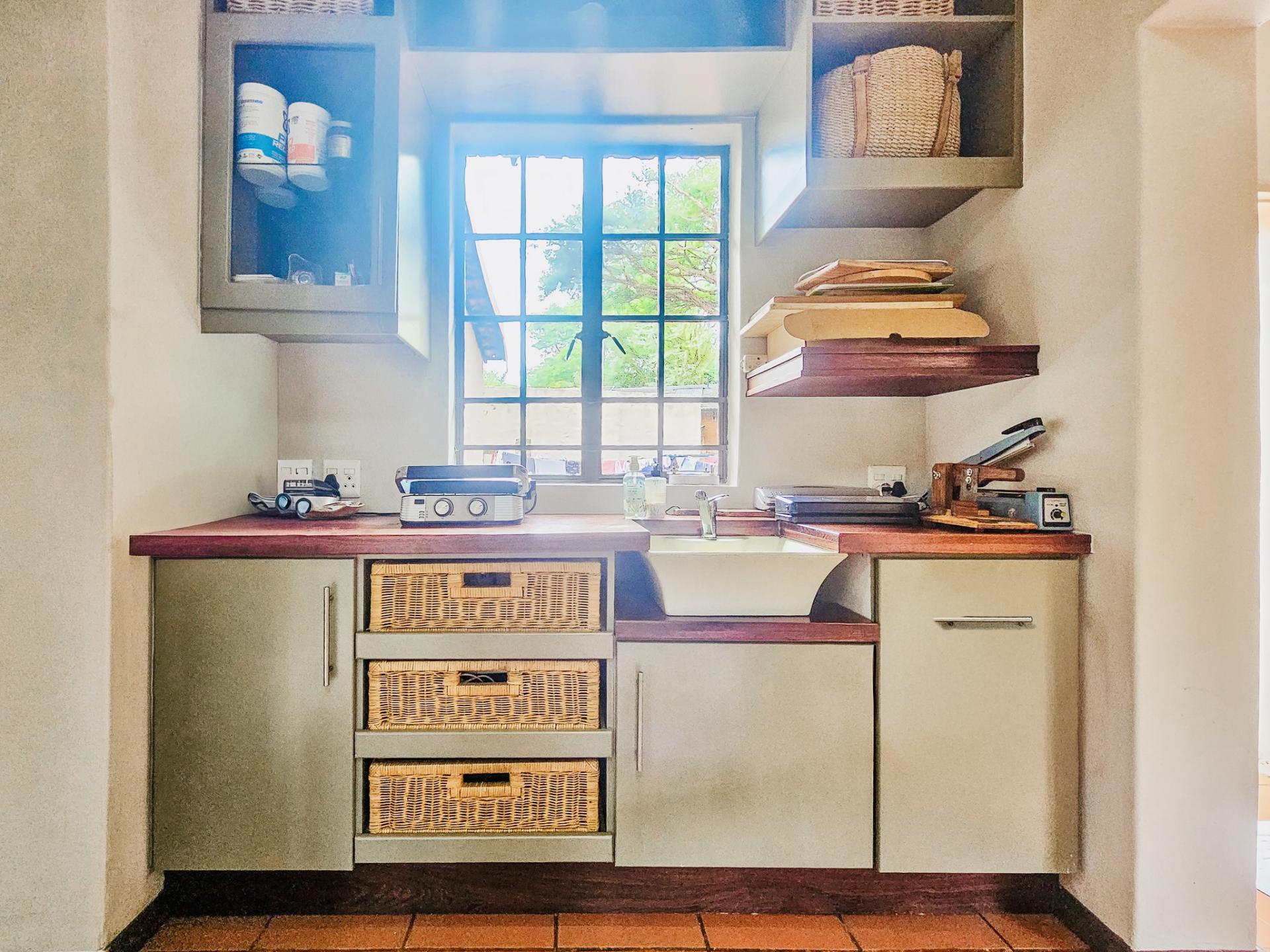  of property in Zwavelpoort