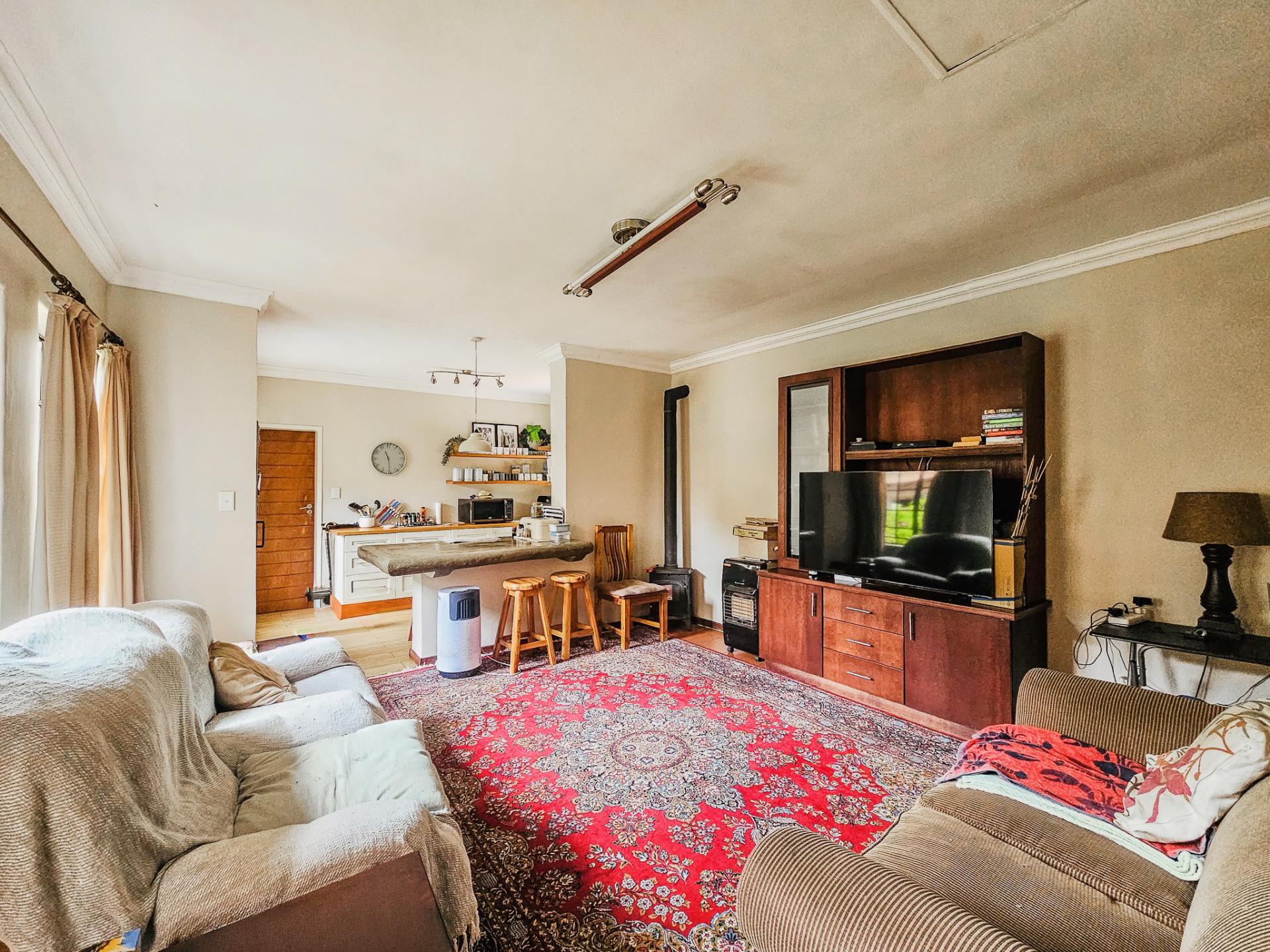  of property in Zwavelpoort