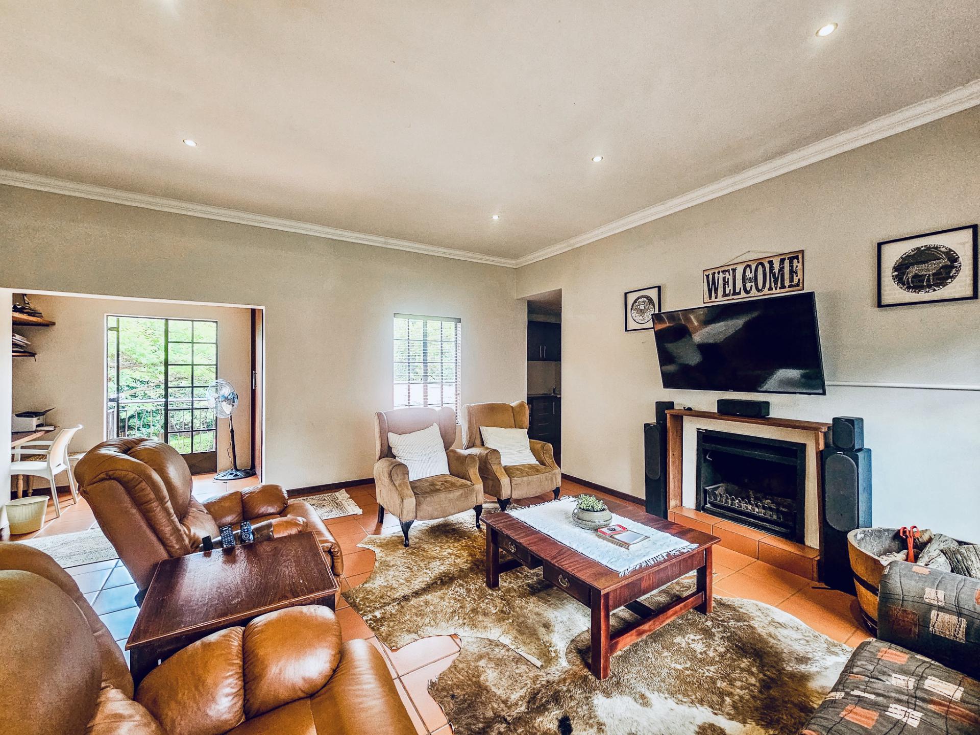  of property in Zwavelpoort