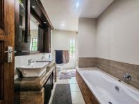  of property in Zwavelpoort