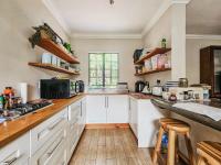  of property in Zwavelpoort