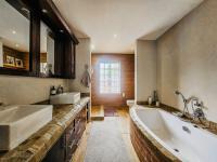  of property in Zwavelpoort