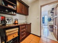  of property in Zwavelpoort