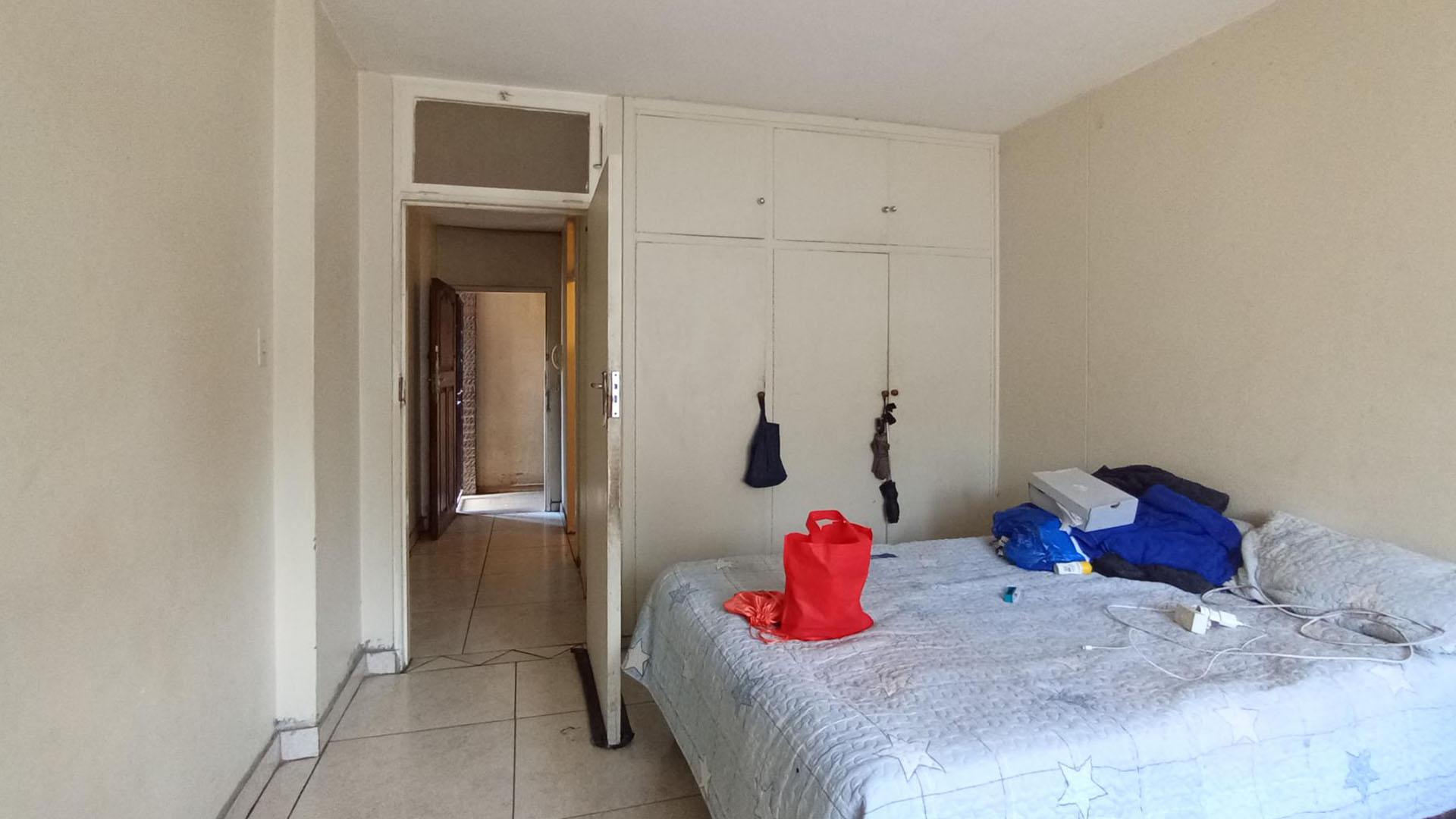 Bed Room 1 - 22 square meters of property in Arcadia