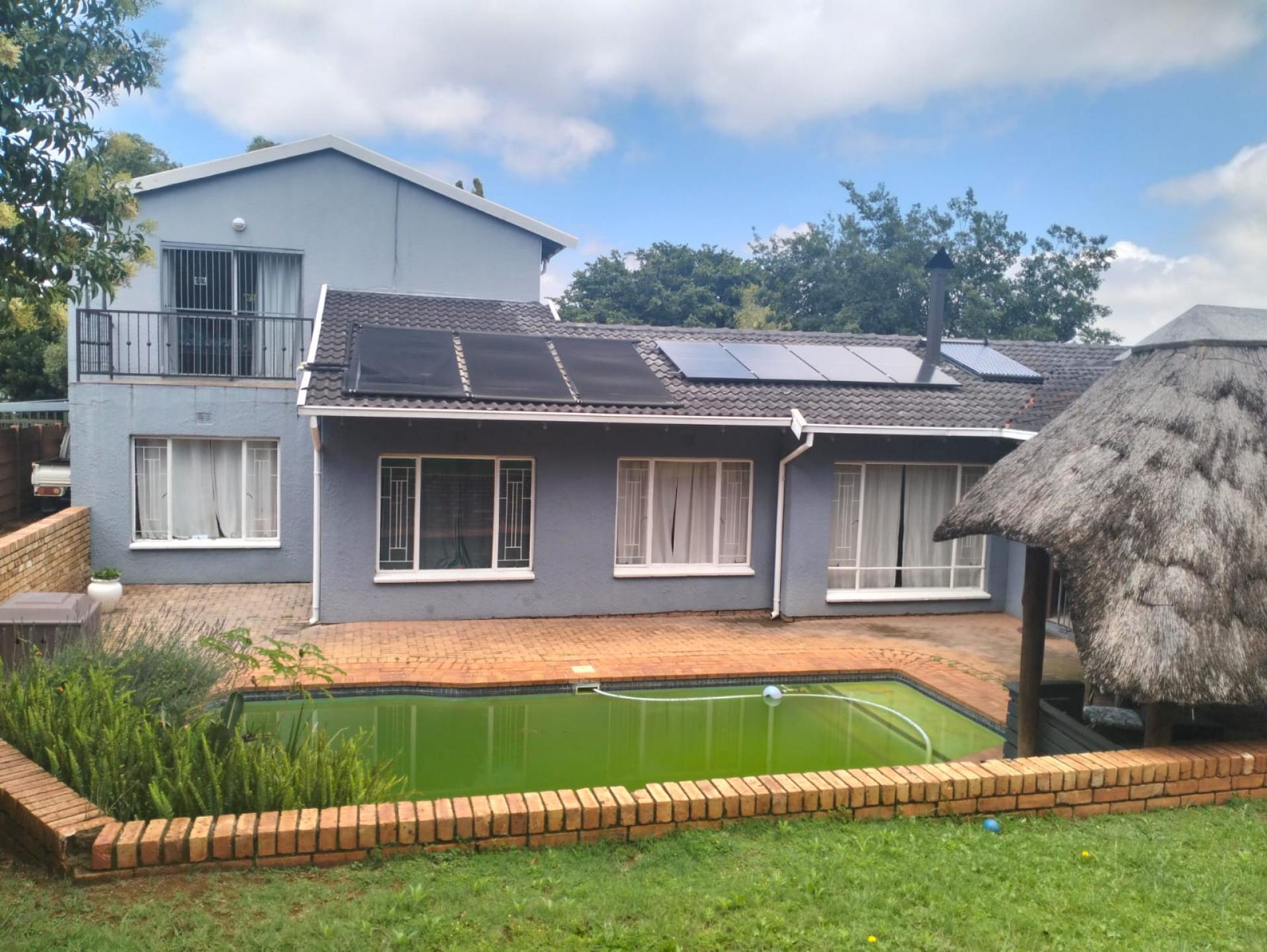  of property in Roodekrans