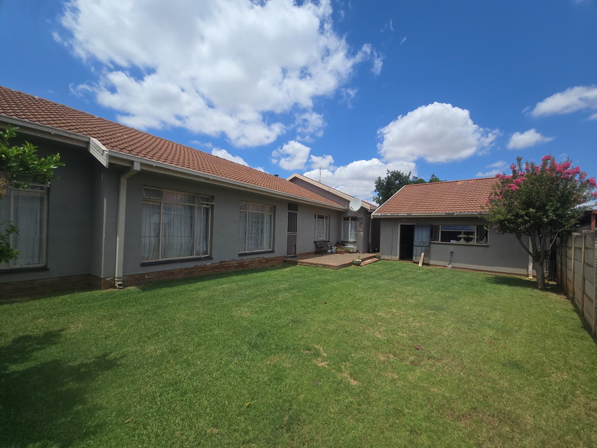  of property in Fauna