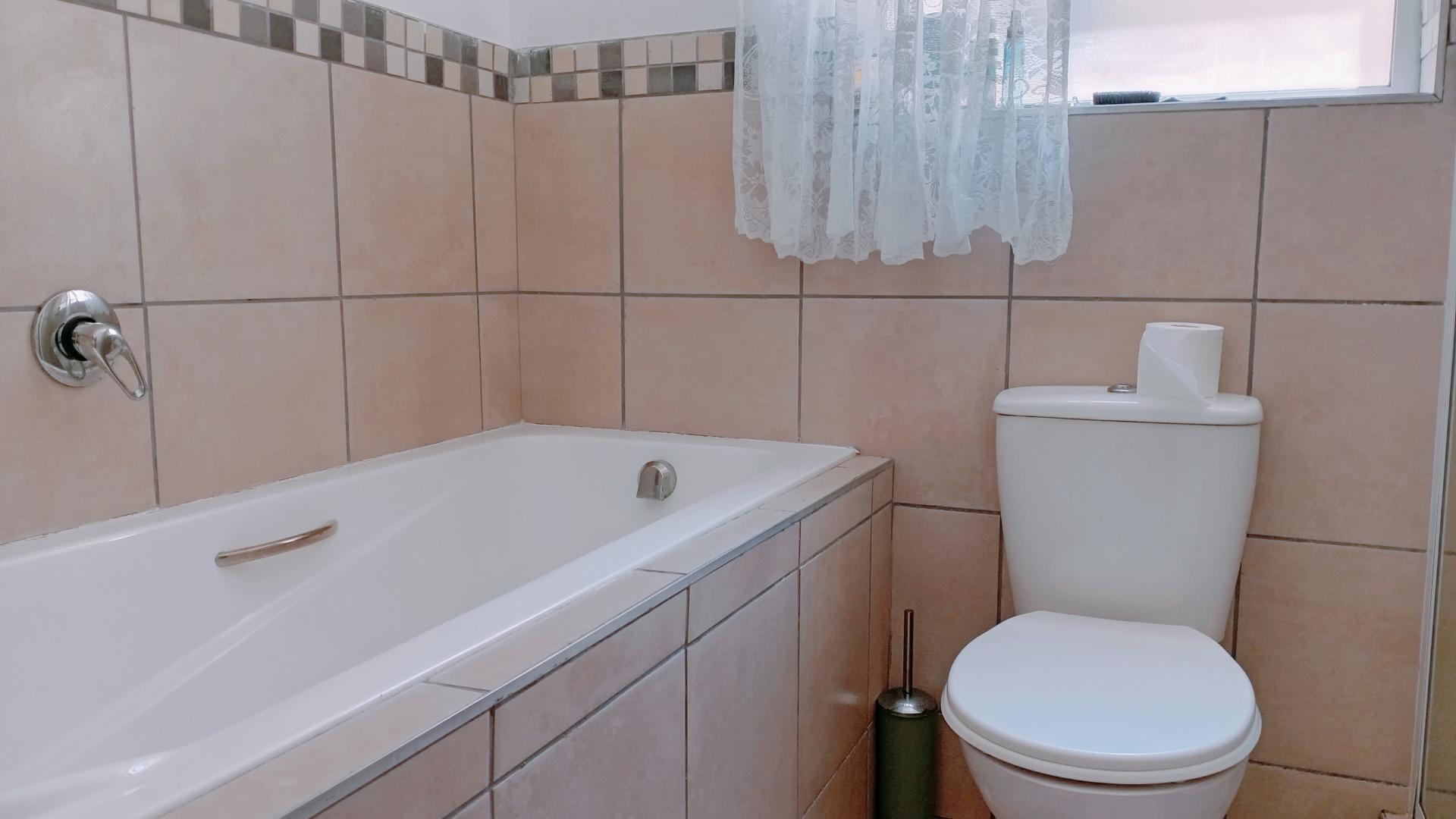  of property in Saldanha