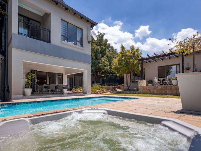 6 Bedroom House for Sale For Sale in Meyersdal - MR704371