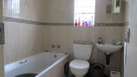 Bathroom 1 - 3 square meters of property in Lenasia South