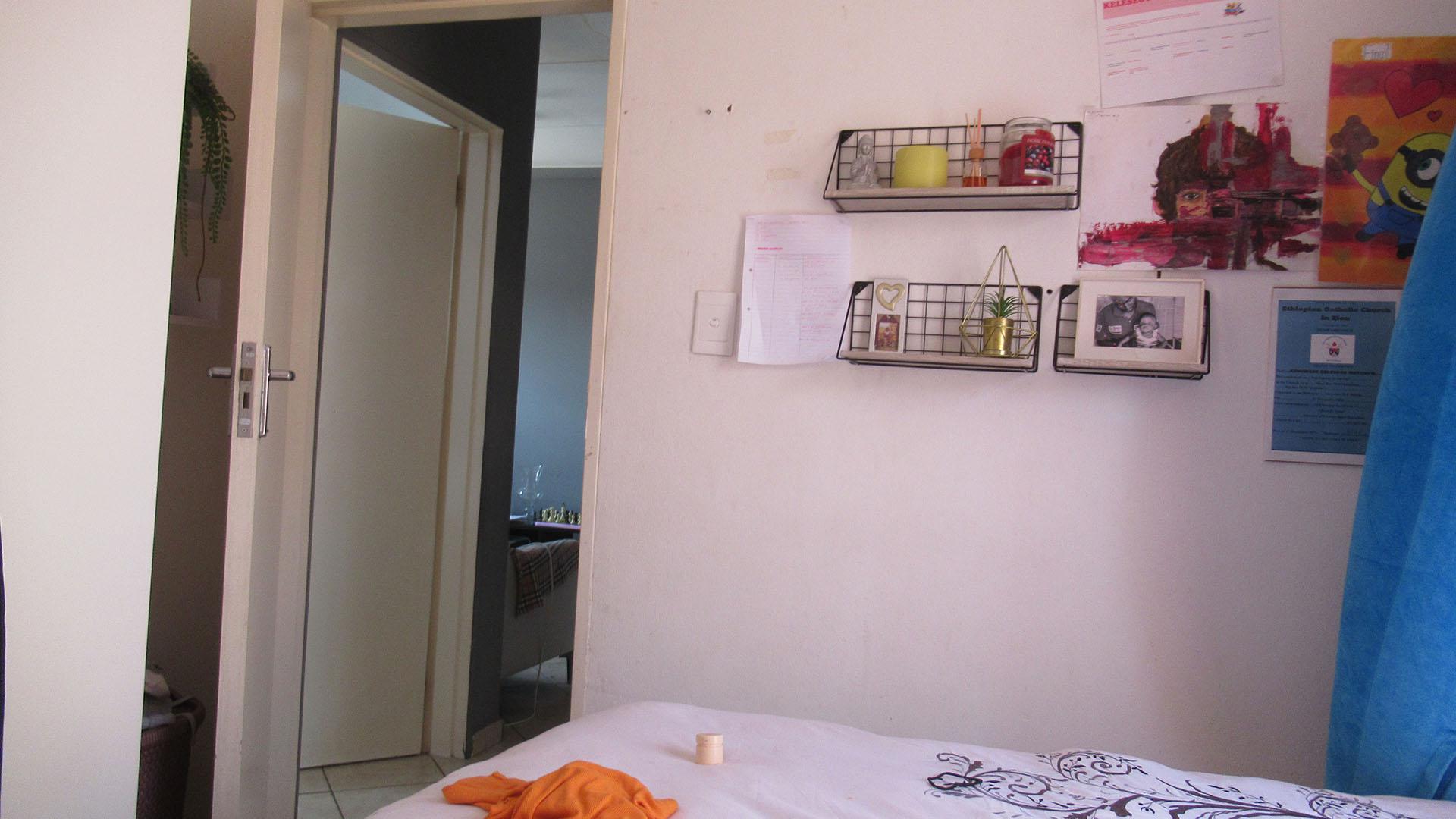 Bed Room 2 - 29 square meters of property in Bloubosrand