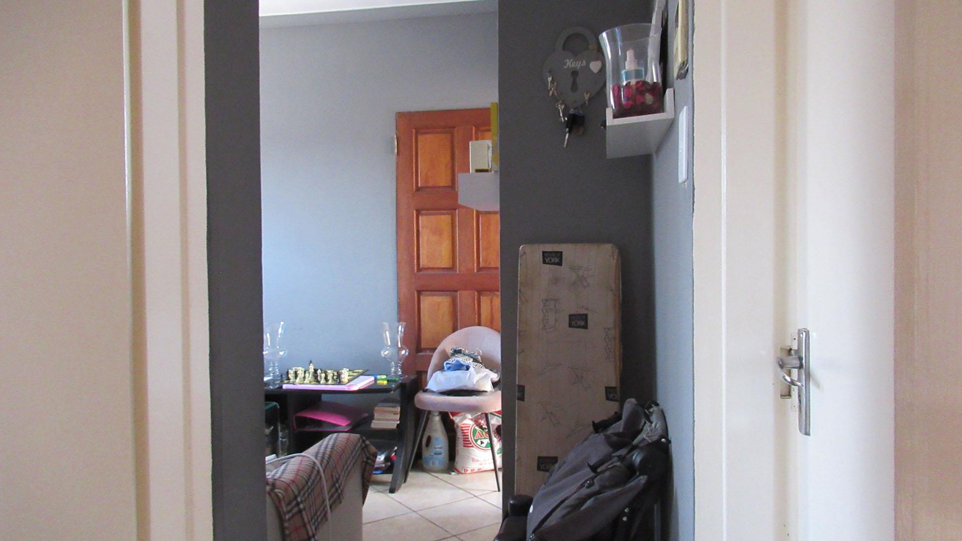 Spaces - 5 square meters of property in Bloubosrand