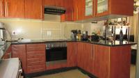 Kitchen - 9 square meters of property in Bryanston