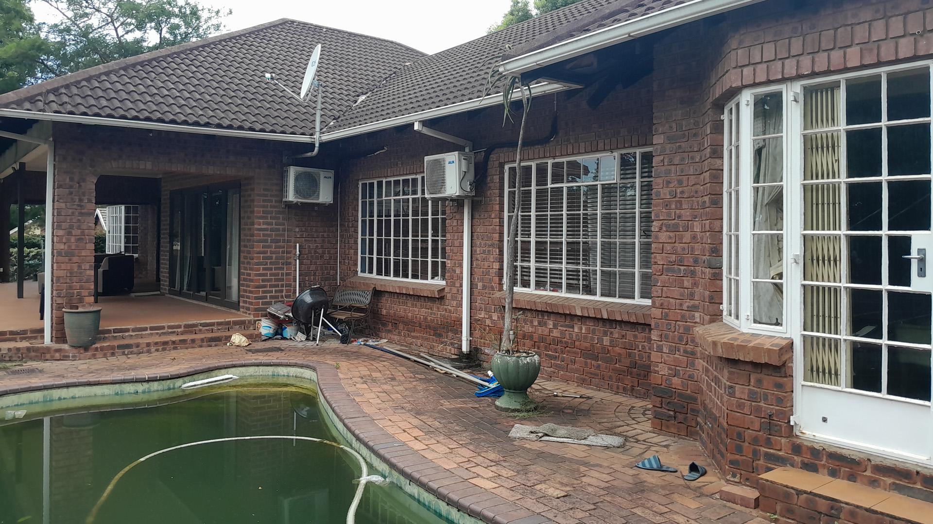 Swimming Pool of property in Scottsville PMB