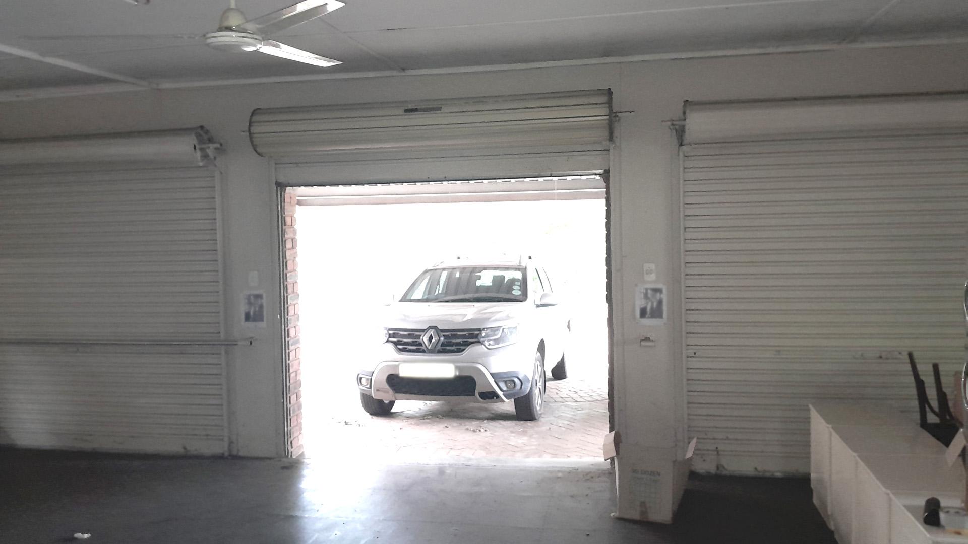 Garage of property in Scottsville PMB