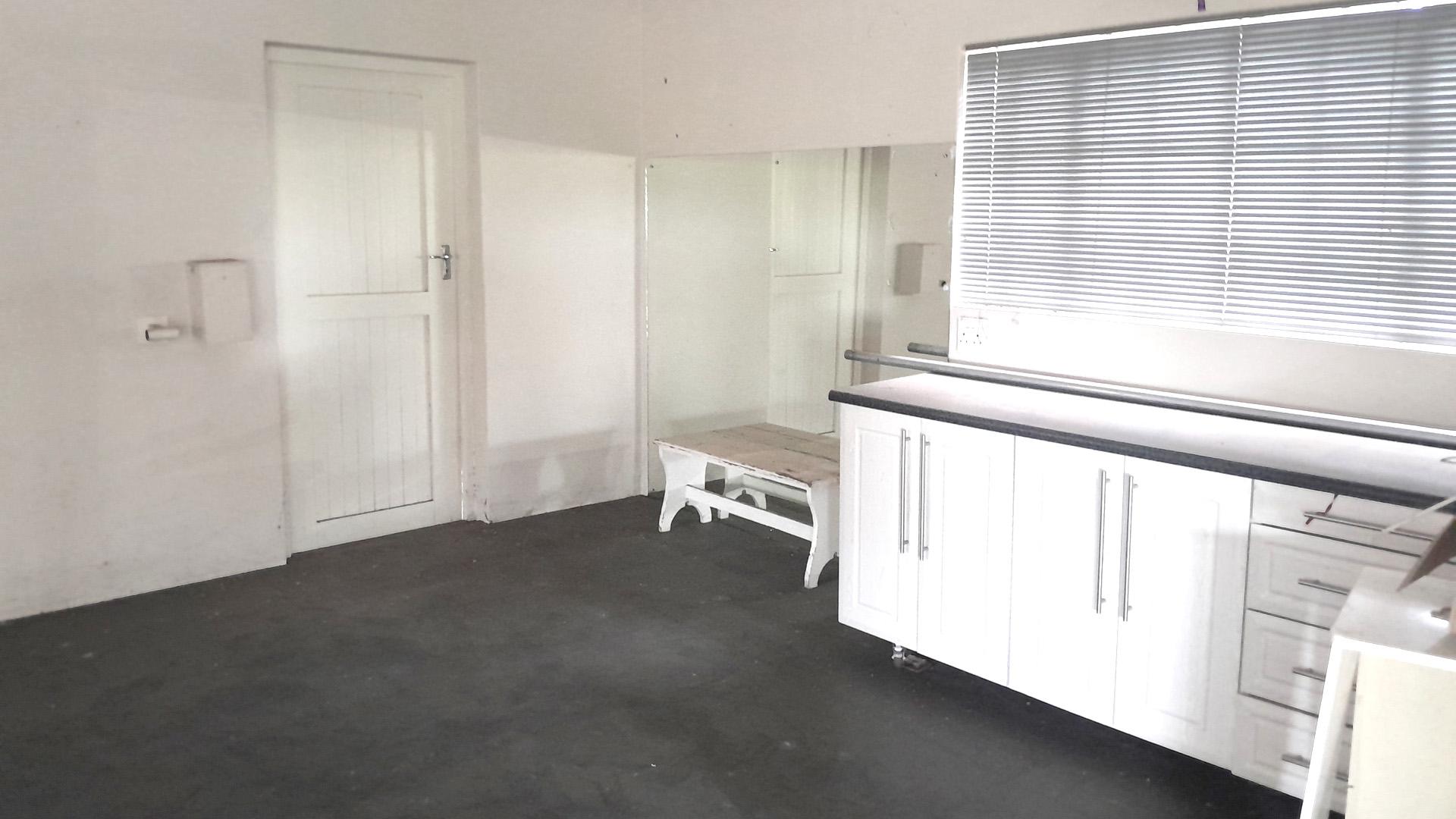 Garage of property in Scottsville PMB