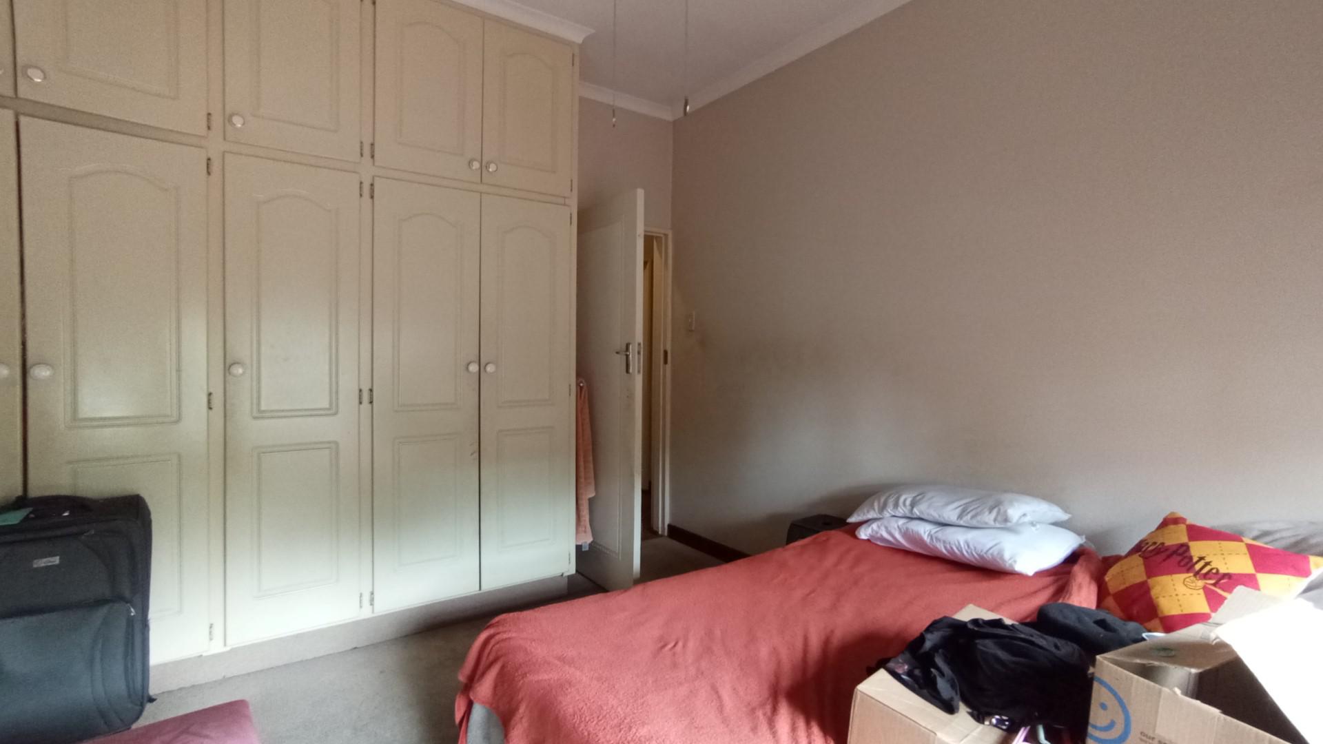 Bed Room 1 of property in Scottsville PMB