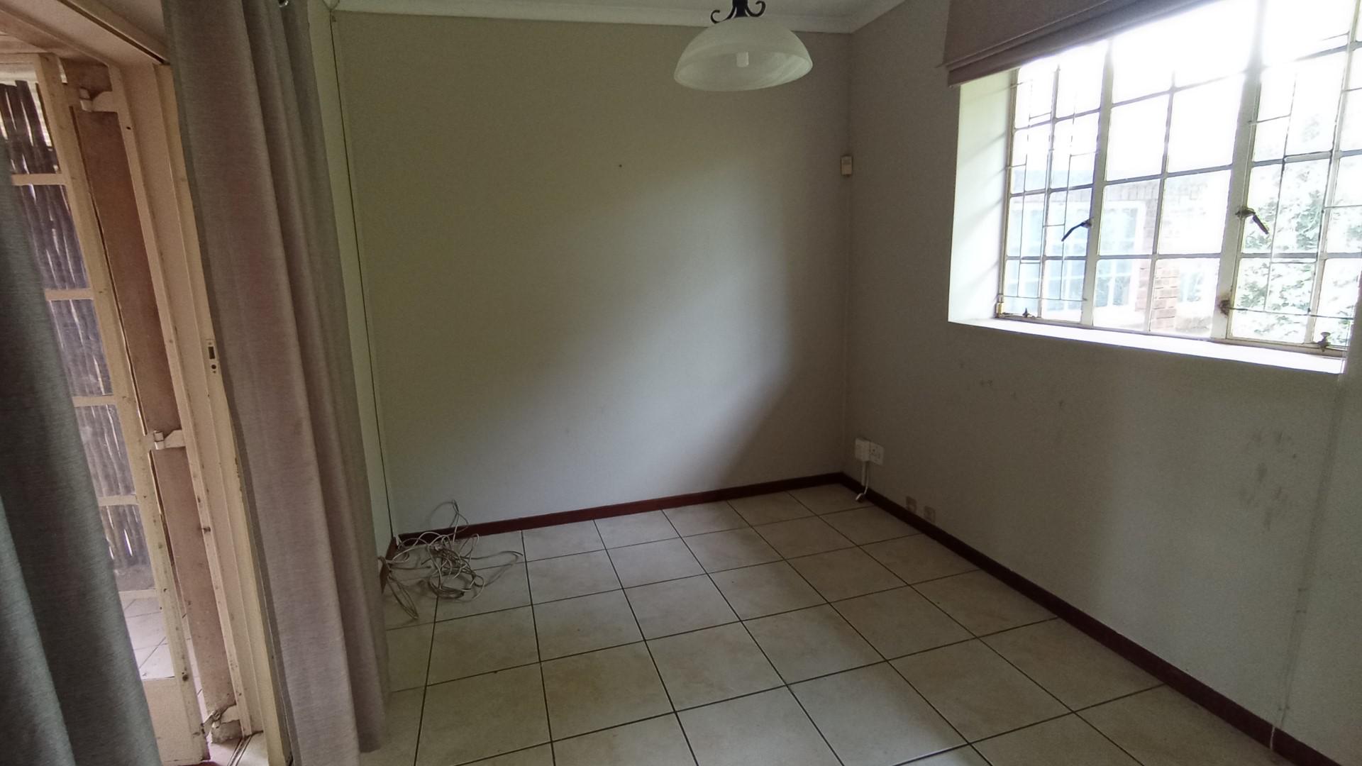 Spaces of property in Scottsville PMB