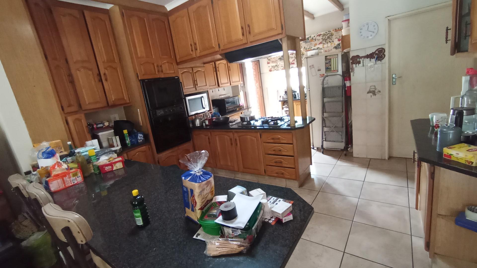 Kitchen of property in Scottsville PMB