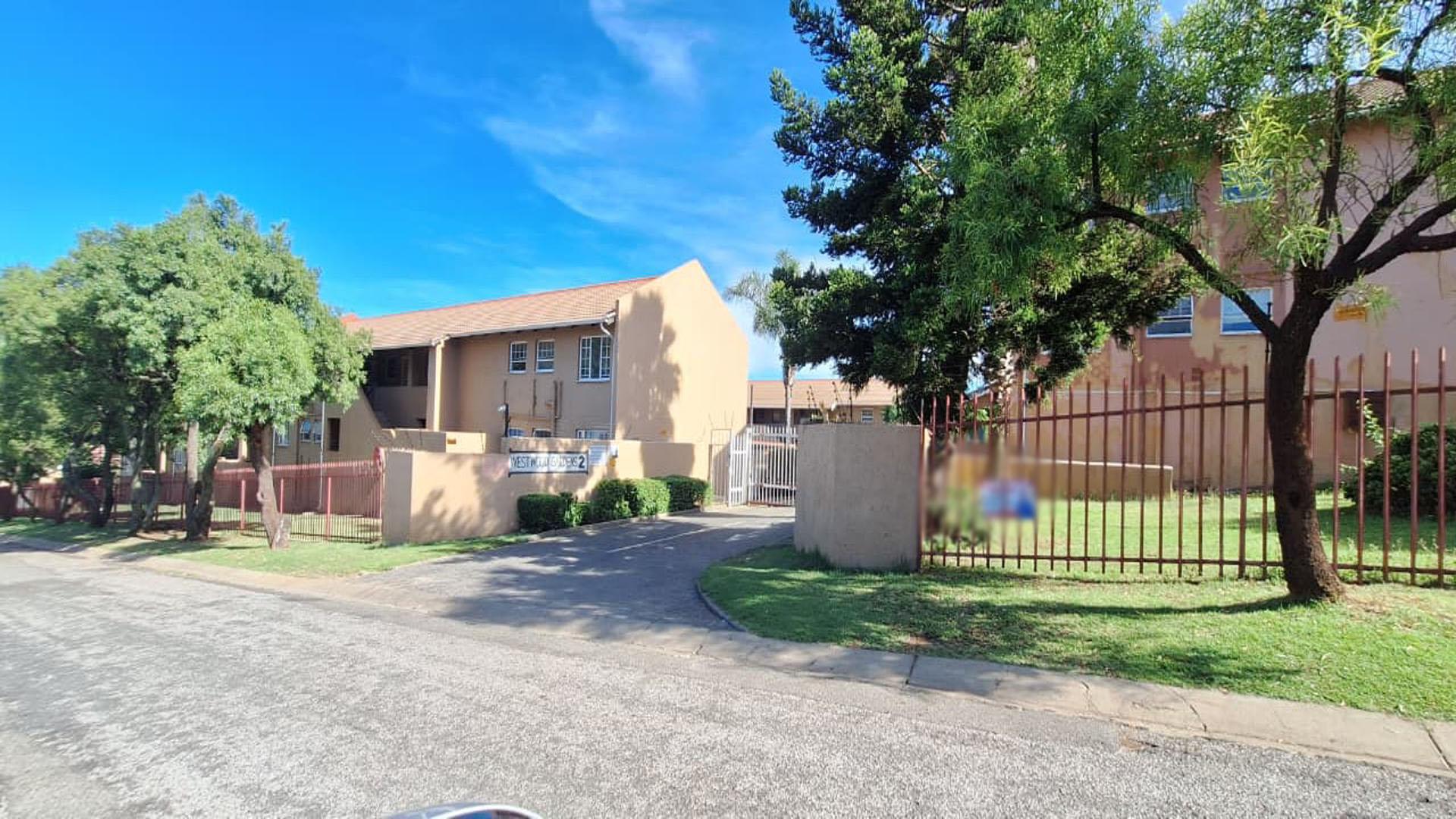 Front View of property in Lindhaven