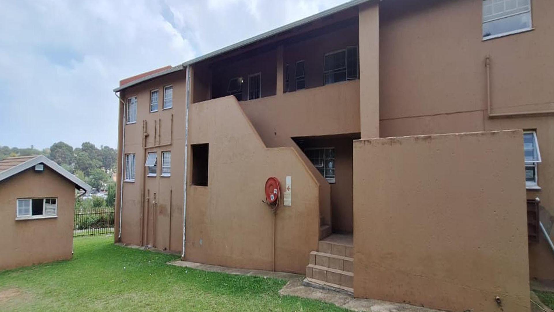 Front View of property in Lindhaven