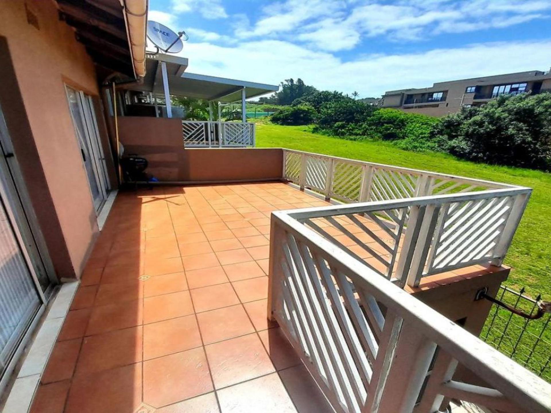  of property in La Mercy