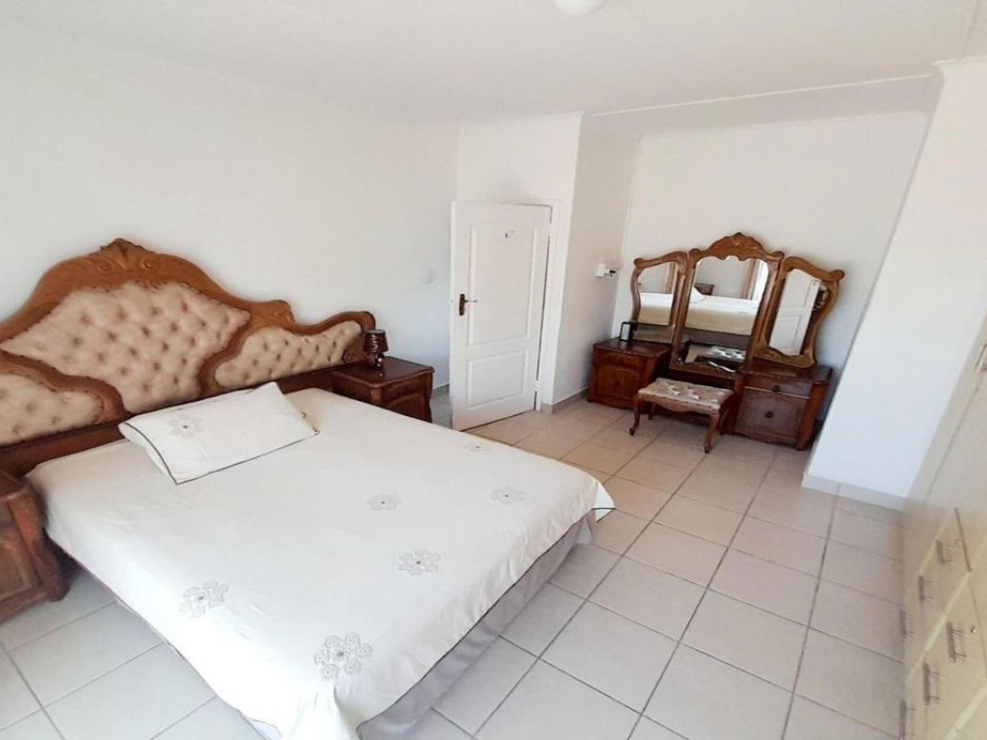  of property in La Mercy