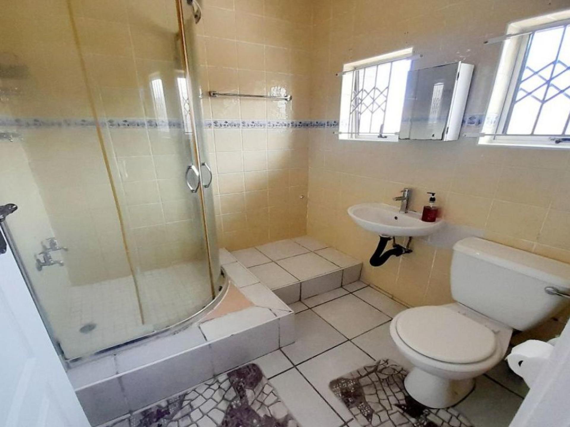  of property in La Mercy