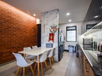  of property in Menlo Park