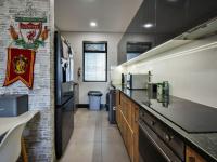  of property in Menlo Park